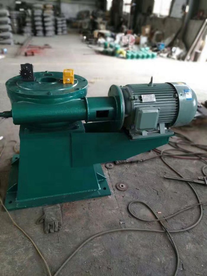 QL型手電兩用直連螺桿式啟閉機