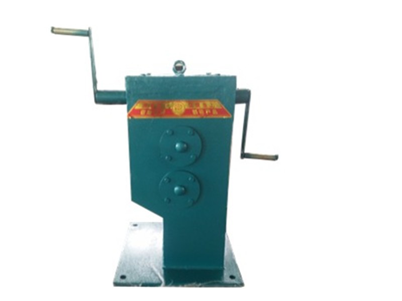 手搖型齒桿式啟閉機(jī)